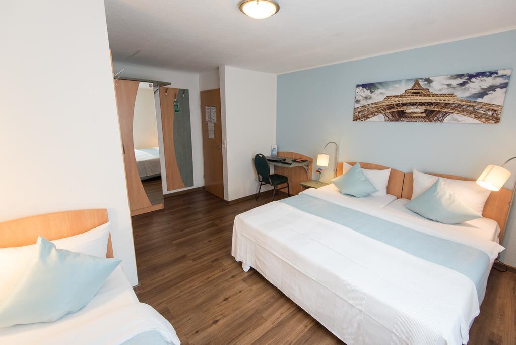 Residenz Hotel Вупертал Екстериор снимка