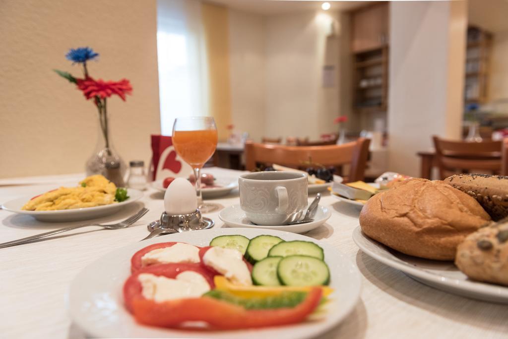 Residenz Hotel Вупертал Екстериор снимка