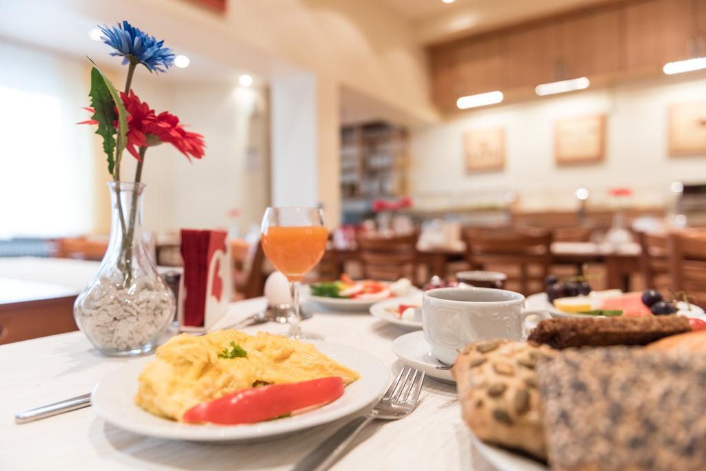 Residenz Hotel Вупертал Екстериор снимка